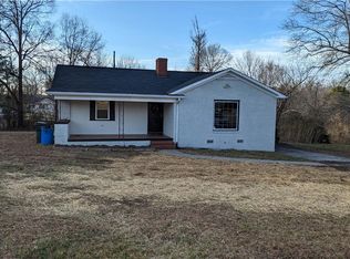 1908 N 62nd Hwy N, Burlington, NC 27217