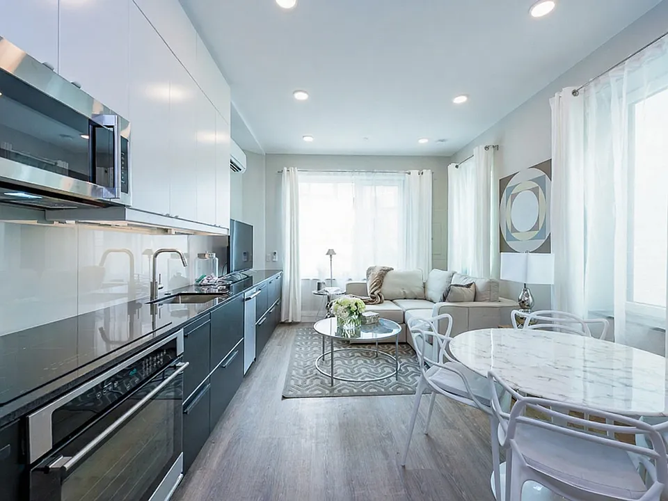 1518 R St NW #ID1631898P