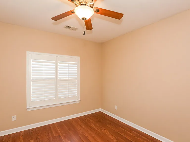 2885 Island Point Dr NW — Photo 9