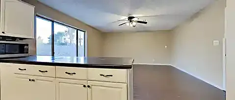 855 E Viola St — Photo 18