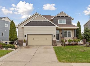 16 124th Ave NE, Blaine, MN 55434