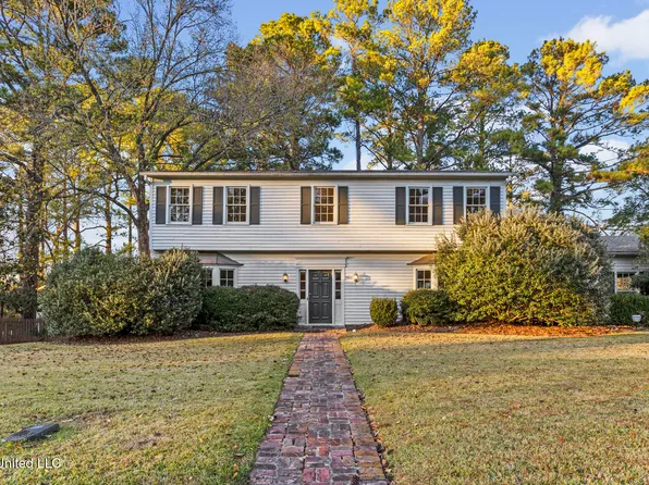 2060 Sheffield Dr, Jackson, MS 39211