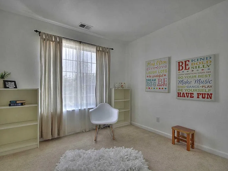 43120 Brighton Cmn — Photo 22