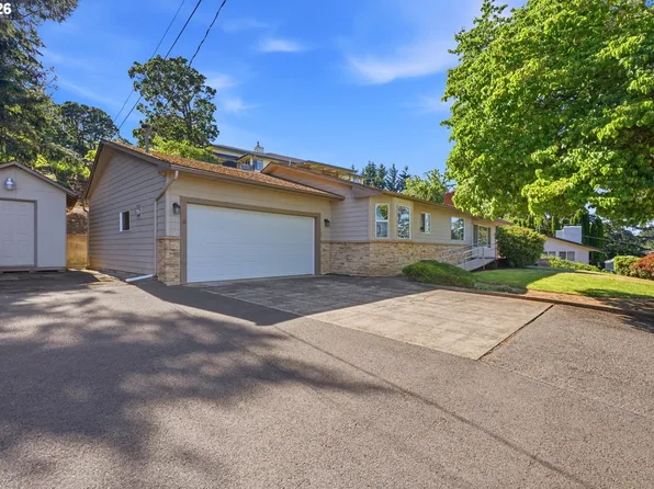429 Stoneway Dr NW, Salem, OR 97304