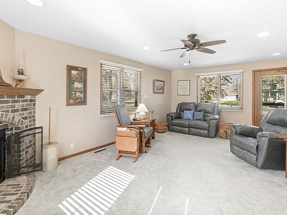 5th image of 4317 Clearview Dr