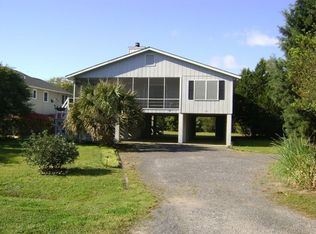 84 Mulberry Ln, Pawleys Island, SC 29585