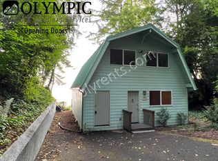 7410 Sandy Point Beach Rd NE, Olympia, WA 98516
