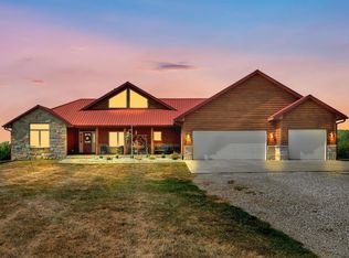 5629 NW Button Rd, Topeka, KS 66618