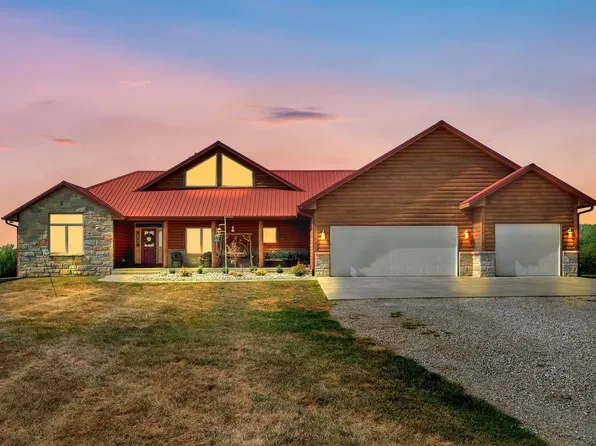 5629 NW Button Rd, Topeka, KS 66618