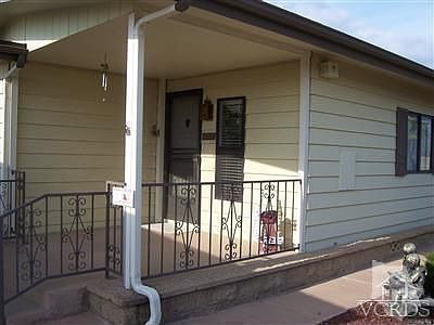 3rd image of 44 Poinsettia Gardens Dr