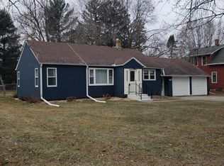 725 9th St SW, Pine City, MN 55063