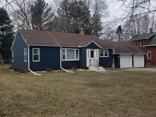 725 9th St SW, Pine City, MN 55063