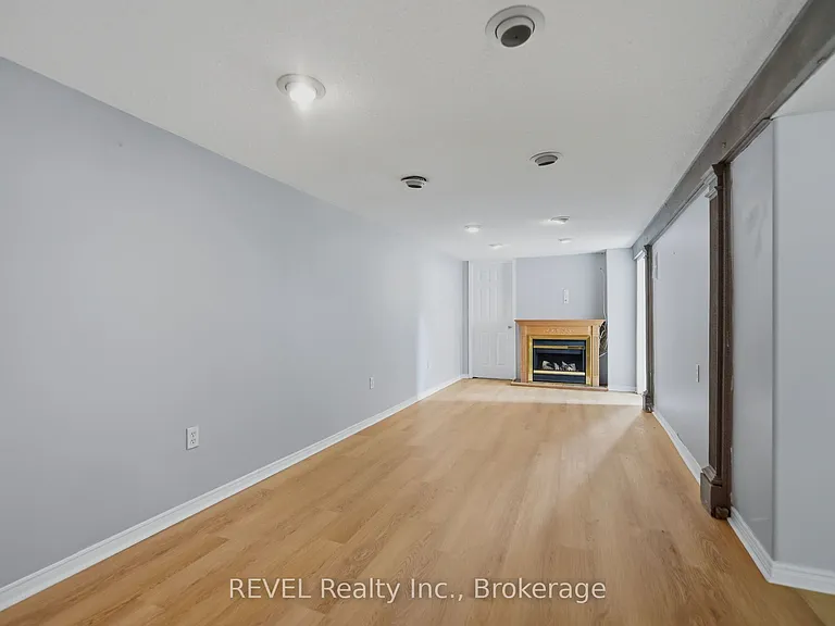 7962 Booth St — Photo 19