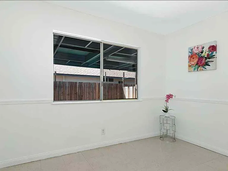 710 Hillward St #2 — Photo 19