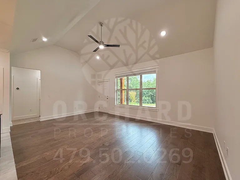 11 Shetland Cir — Photo 3