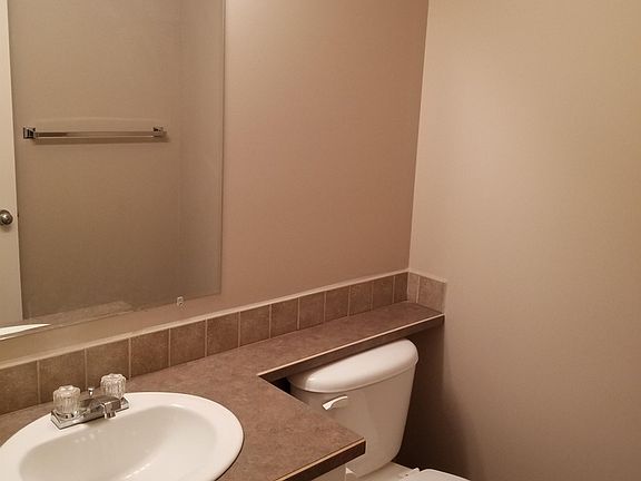 5th image of 10150 121st Ave #212
