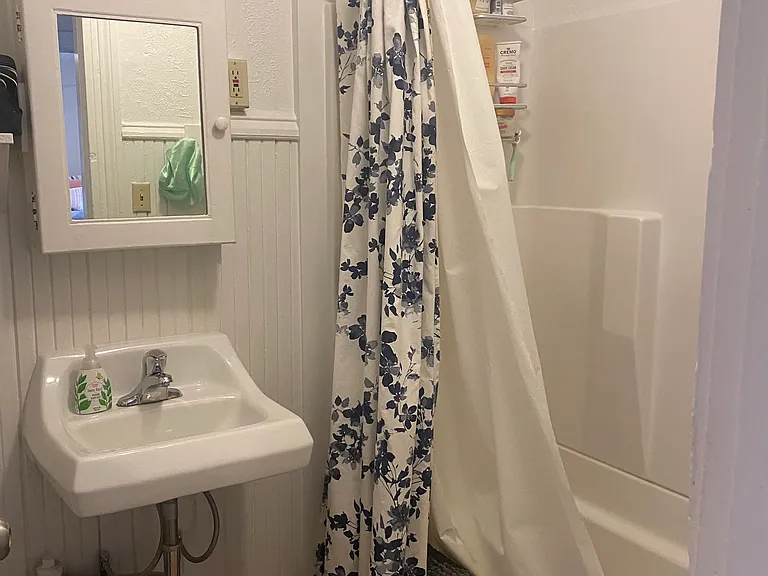 245 E Alder St #2 — Photo 4
