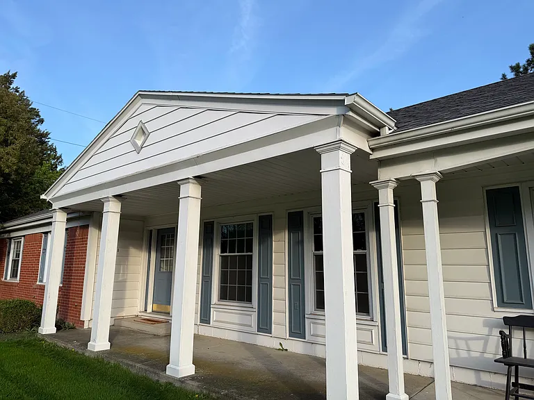 28030 W River Rd — Photo 16