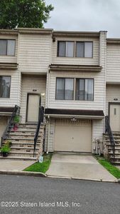 180 Dinsmore St APT E, Staten Island, NY, 10314