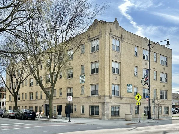 4756 N Maplewood Ave, Chicago, IL