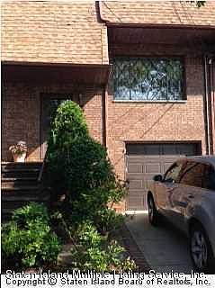 2nd image of 865 Sheldon Ave