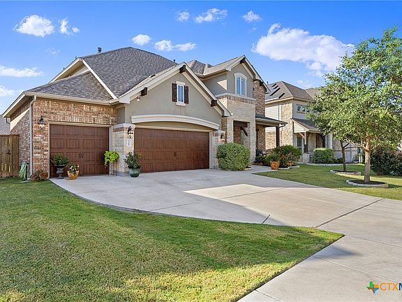 2nd image of 3360 Vasquez Pl
