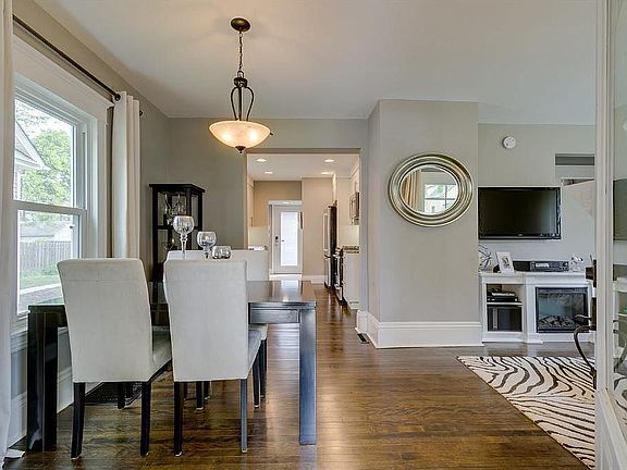 4th image of 4219 Blaisdell Ave