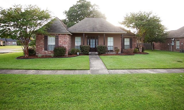 1st image of 6045 Windwood Dr