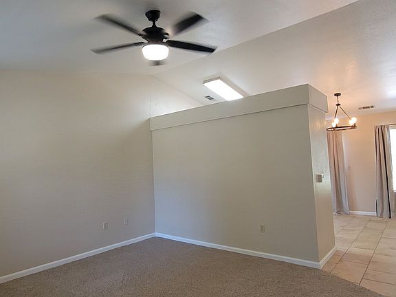 3rd image of 2154 Hemingway St