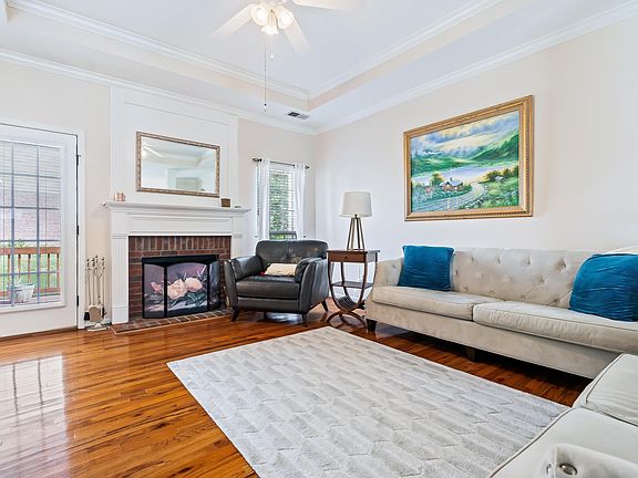 4th image of 5500 Fawn Cir