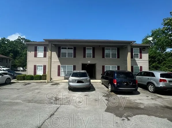 220 Willow Creek Dr APT 4, Madisonville, TN 37354