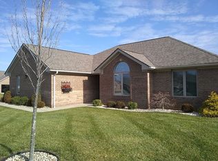 3527 Rushmore Dr, Columbus, IN 47203