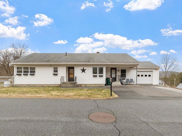 13 Third Street, Newport, NH 03773