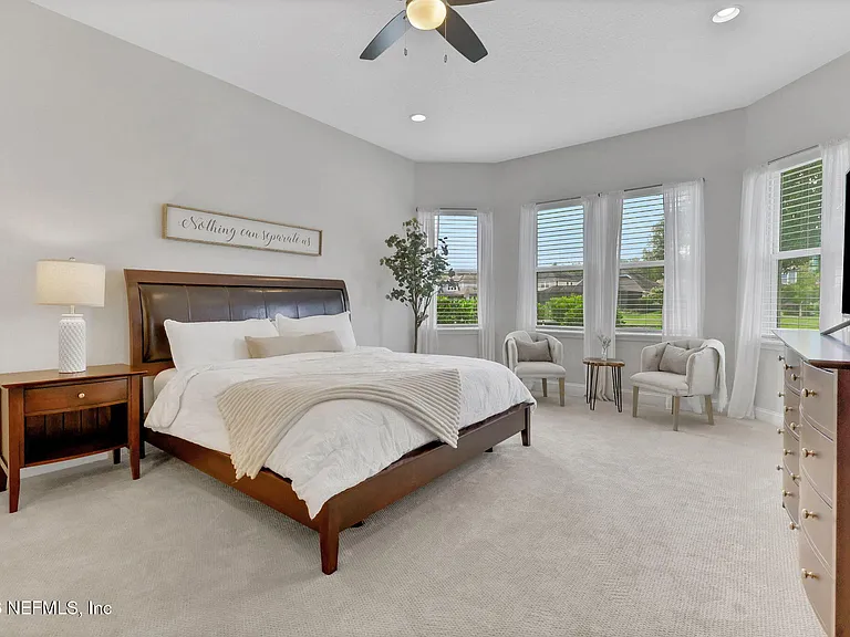 102 Seabrook Dr — Photo 28