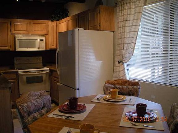 5th image of 2836 Park Cir