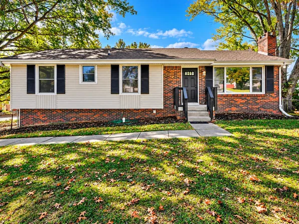 180 Haven Dr, Clarksville, TN 37042