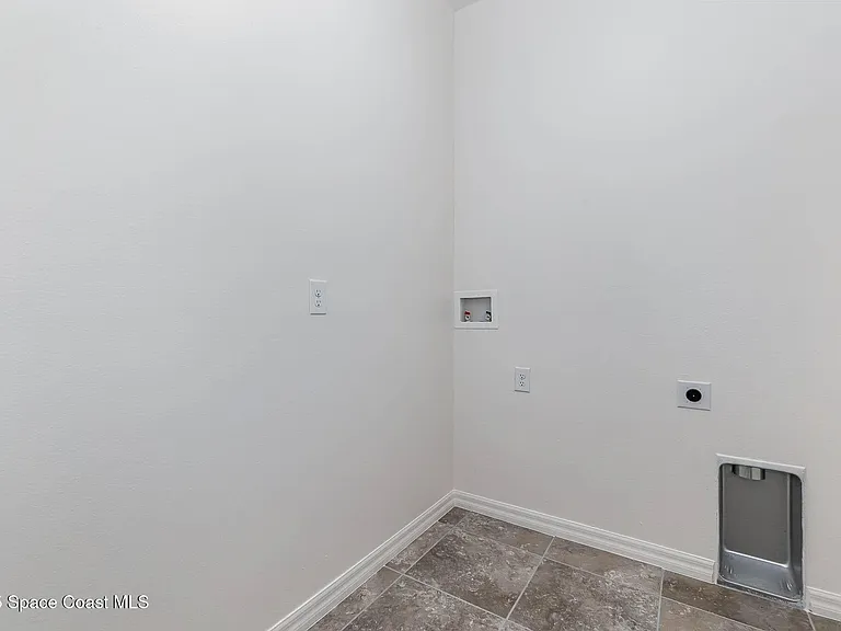 2819 Ben Hogan Ct — Photo 19