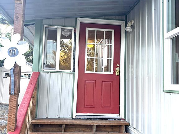 3rd image of 1356 N Highway 41 Trailer 77