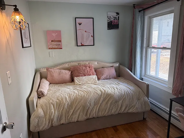 40 Russell St — Photo 7