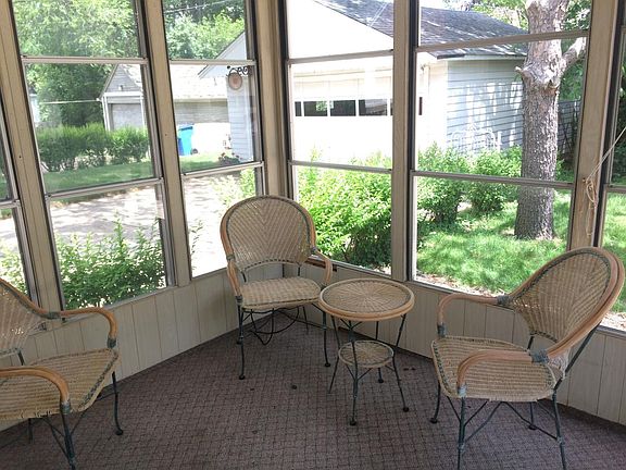 Back 3 season porch