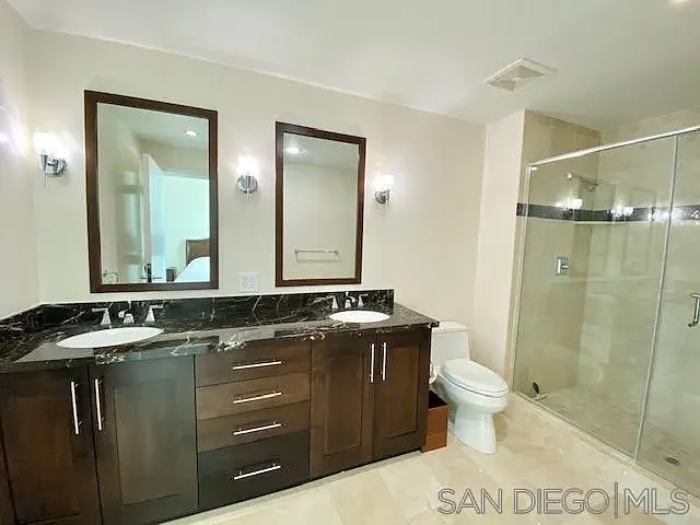 325 7th Ave #2102 — Photo 18
