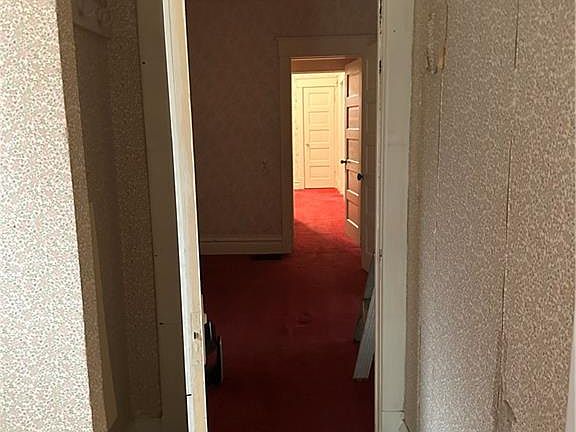 3rd image of 1807 Kensington Ave