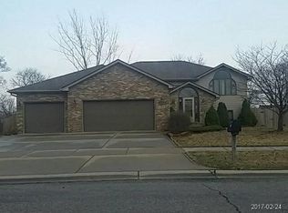 1463 Edgewater Rd, Crown Point, IN 46307