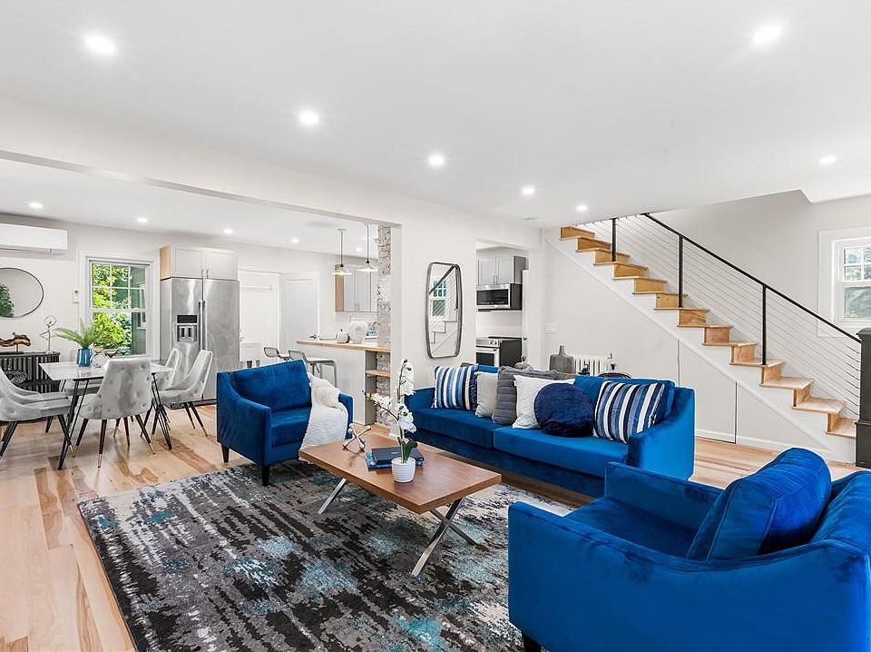 1st image of 209 Warren Avenue