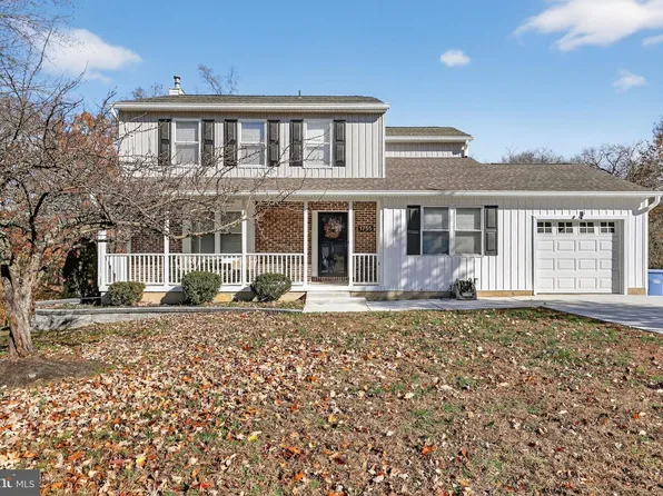 1755 Congress Dr, Turnersville, NJ 08012
