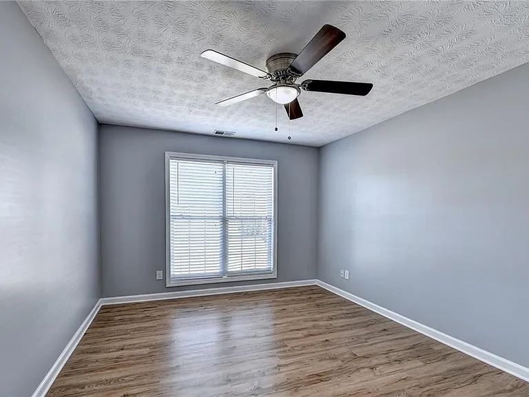 5867 Tattersall Ter — Photo 21
