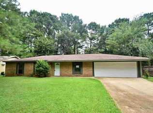 918 S Valley Falls Rd, Jackson, MS 39212