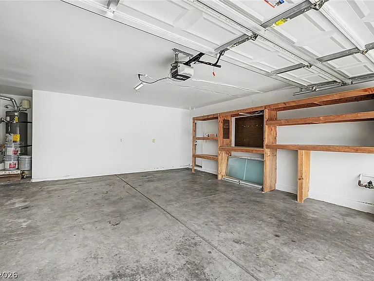 1016 Monarch Mystic Ave — Photo 32