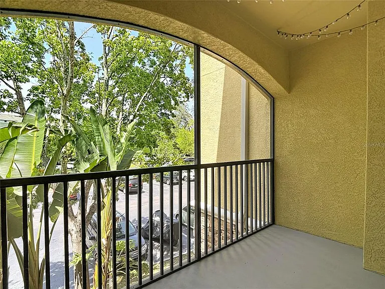 10201 Courtney Palms Blvd #203 — Photo 28