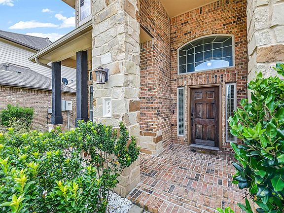 4th image of 609 Eagle Hollow Ln